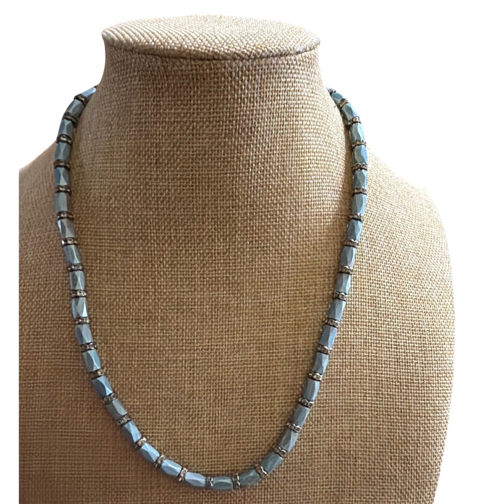 Dusty‎ Blue Faceted Beaded Necklace Magnetic Clasp Silver Tone Spacers Gift